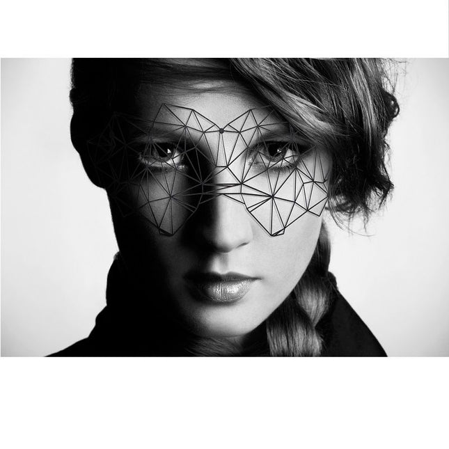 BIJUTERII - MASCA KRISTINE