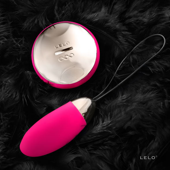 LELO - OU DE MASAJ LYLA 2 INSIGNIA DESIGN EDITION FUCHSIA